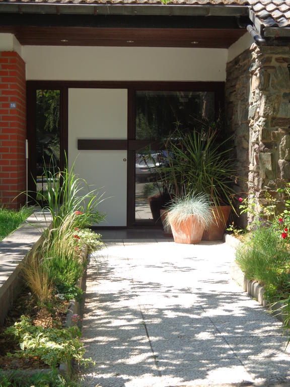 Green Hill Guest House And Apartment Overijse Exterior foto